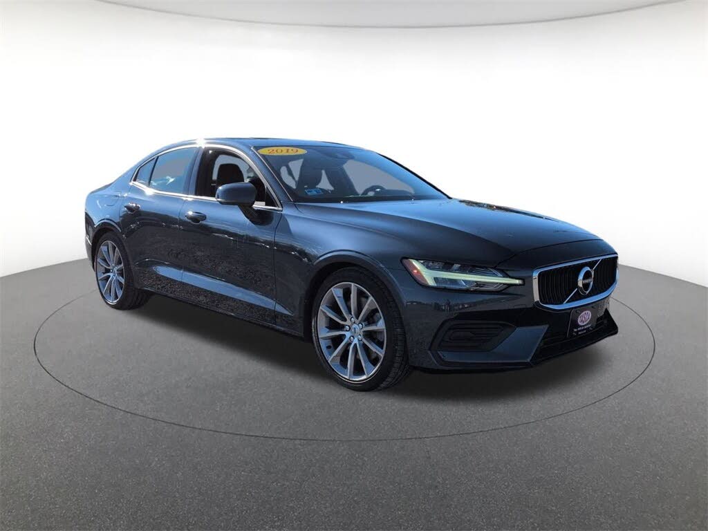 2019 Volvo S60 T6 Momentum AWD