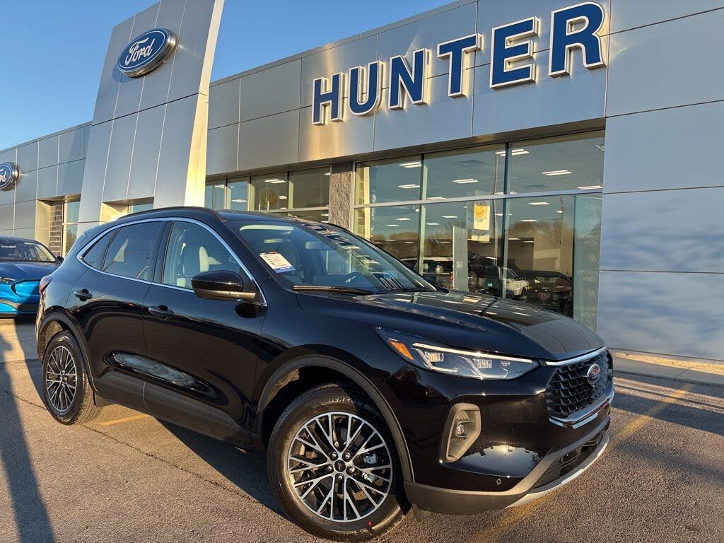 2026 Ford Escape Hybrid Plug-in FWD