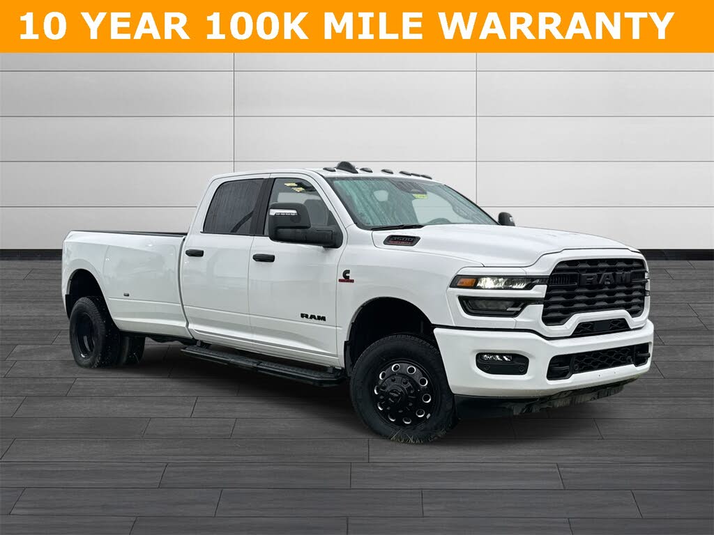 2025 RAM 3500 Big Horn Crew Cab LB DRW 4WD