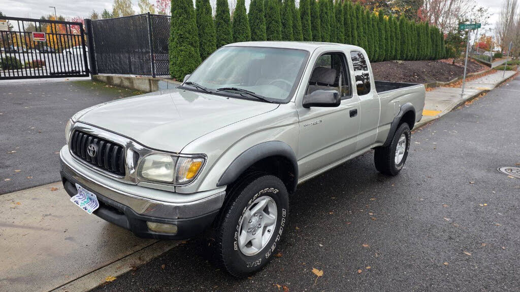 2001 Toyota Tacoma 2 Dr STD 4WD Standard Cab SB