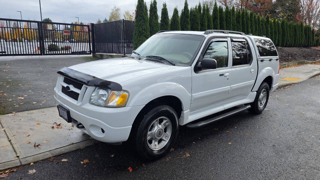 2004 Ford Explorer Sport Trac XLT 4WD Crew Cab