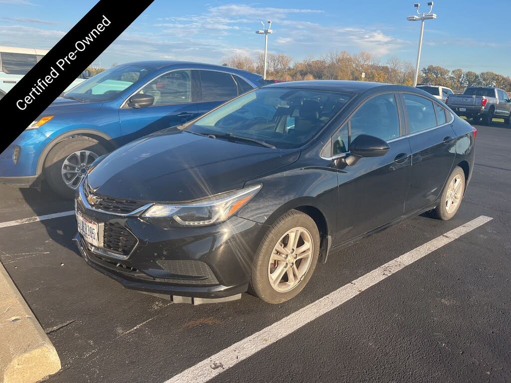 2017 Chevrolet Cruze LT Sedan FWD