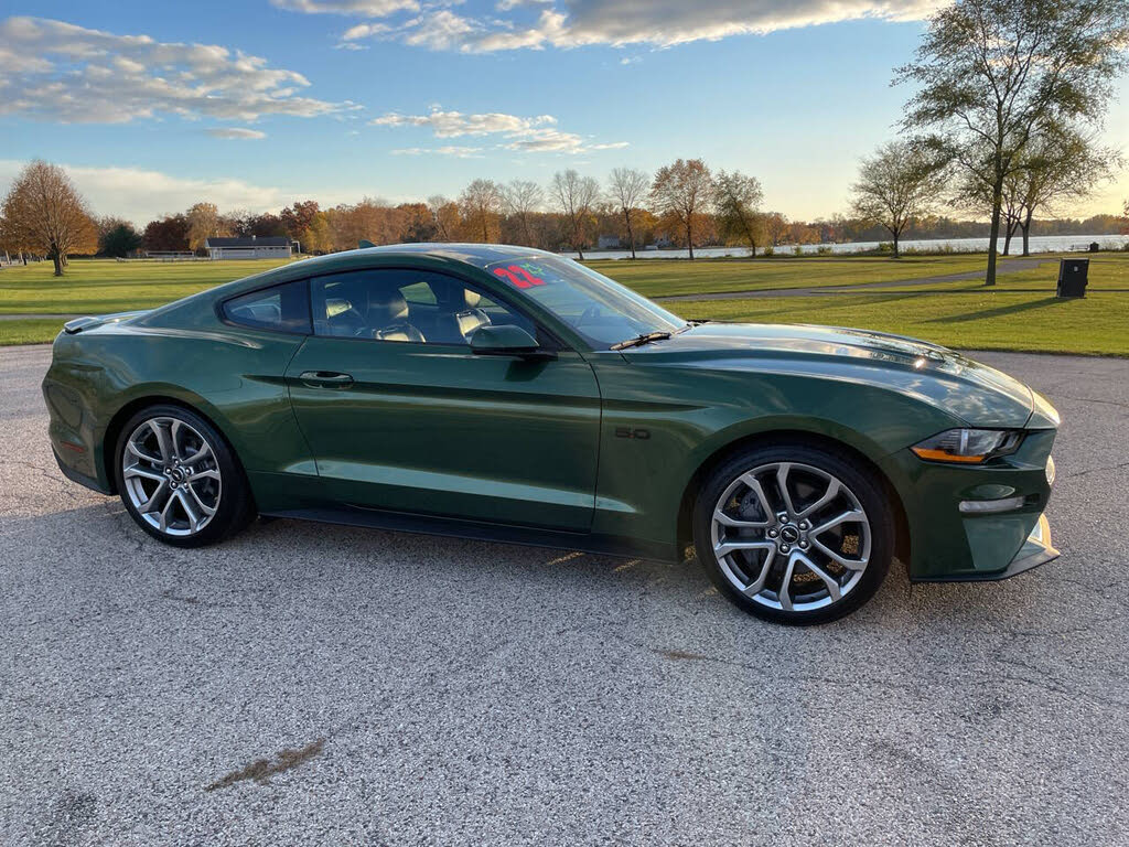 2022 Ford Mustang GT Premium Fastback RWD