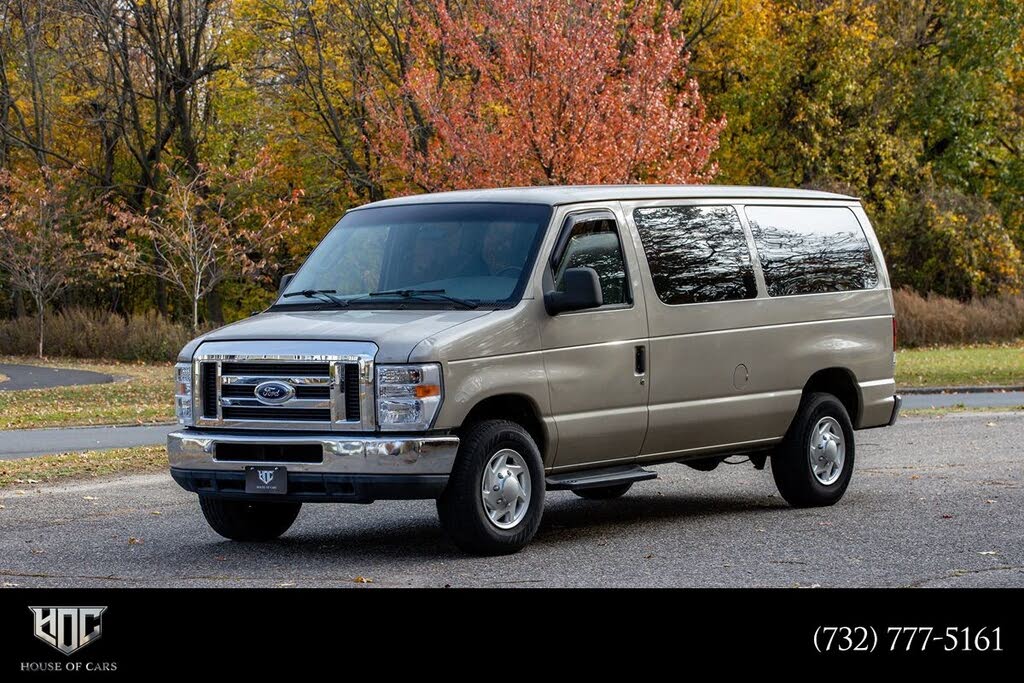 2008 Ford E-Series E-350 XLT Super Duty Passenger Van