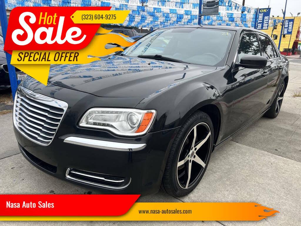 2013 Chrysler 300 RWD
