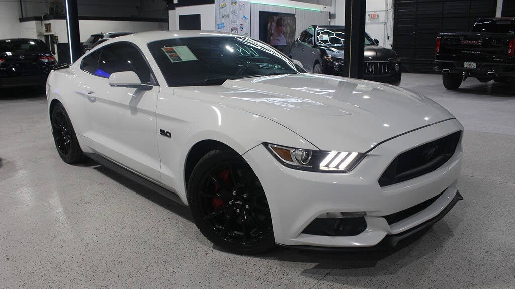 2017 Ford Mustang GT Coupe RWD