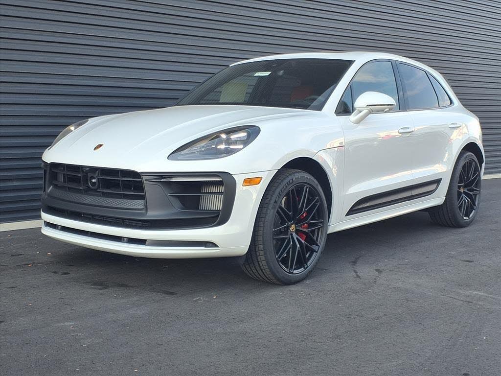 2026 Porsche Macan GTS AWD