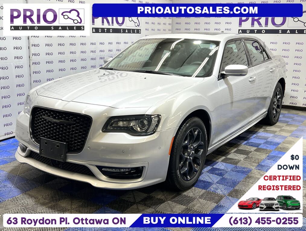 2023 Chrysler 300 Touring L AWD