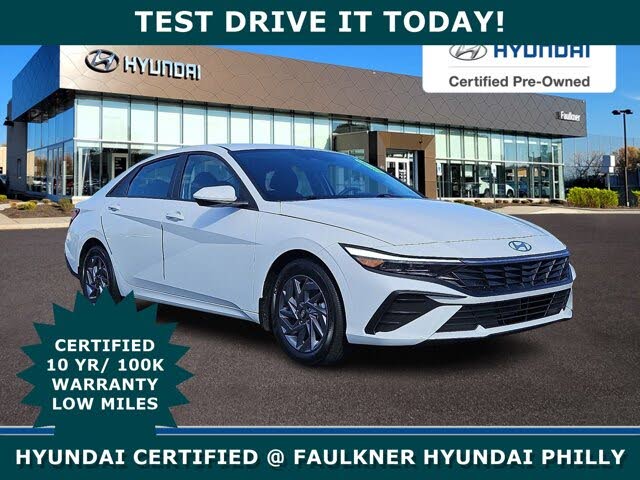 2024 Hyundai Elantra SEL FWD