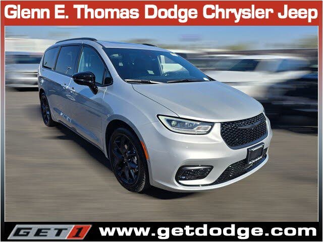 2026 Chrysler Pacifica Limited FWD