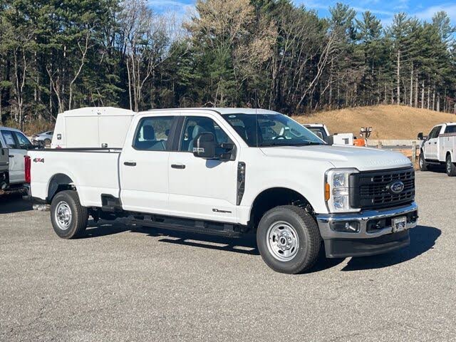 2026 Ford F-350 Super Duty XL Crew Cab 4WD