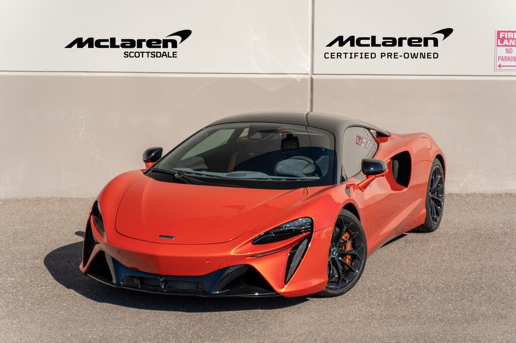 2024 McLaren Artura Performance RWD
