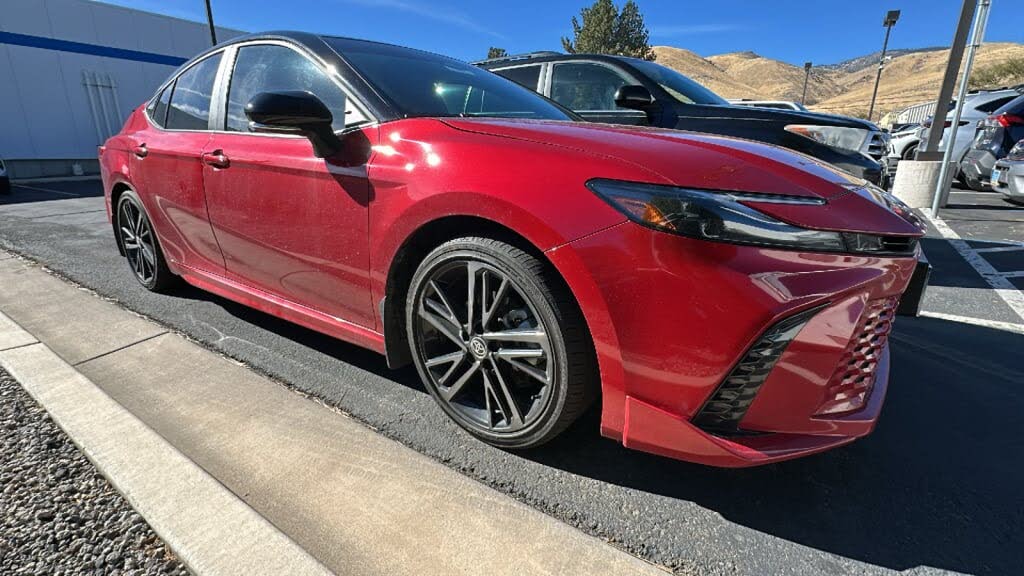 2025 Toyota Camry XSE FWD