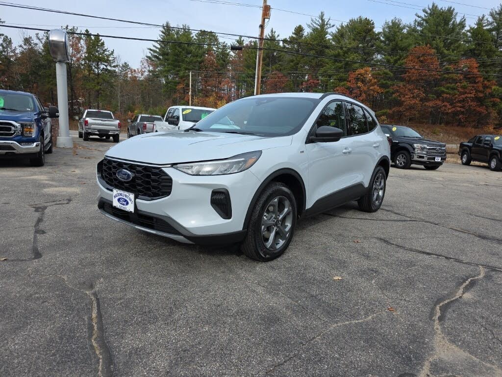 2026 Ford Escape ST-Line AWD