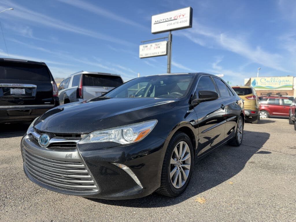 2015 Toyota Camry Hybrid XLE FWD