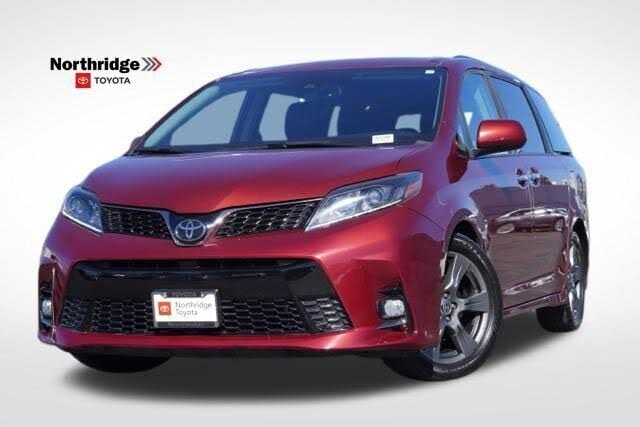 2020 Toyota Sienna SE 8-Passenger FWD