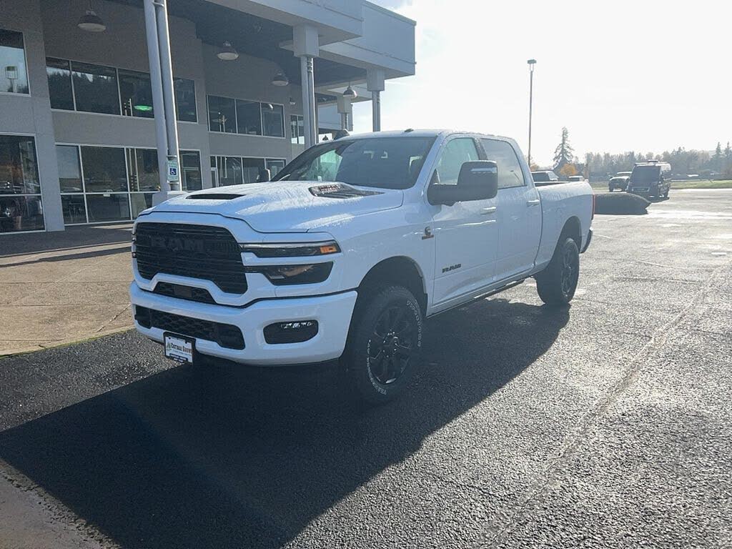 2026 RAM 2500 Laramie Crew Cab 4WD