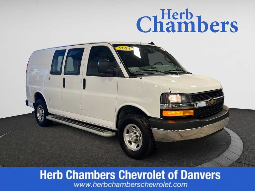 2024 Chevrolet Express Cargo 2500 RWD