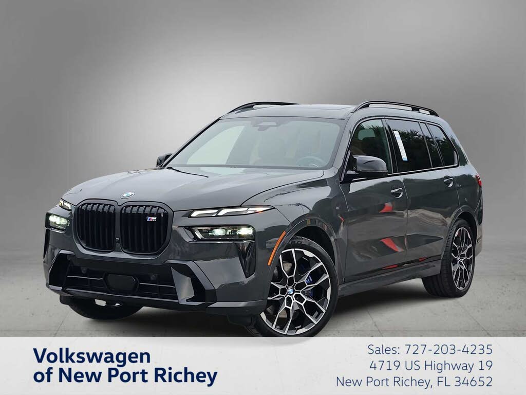 2023 BMW X7 M60i AWD