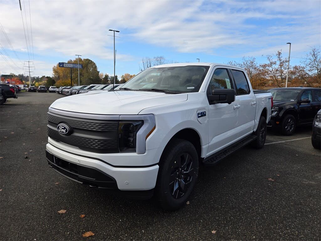 2025 Ford F-150 Lightning Flash SuperCrew AWD
