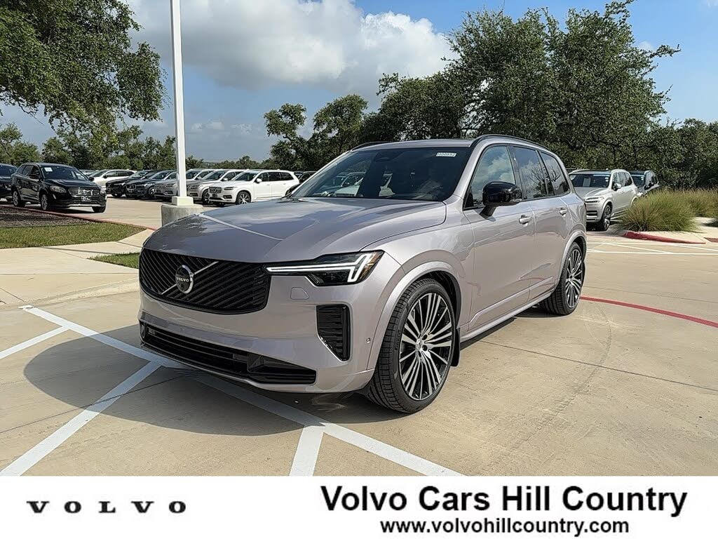 2026 Volvo XC90 B6 Ultra Dark 7-Passenger AWD