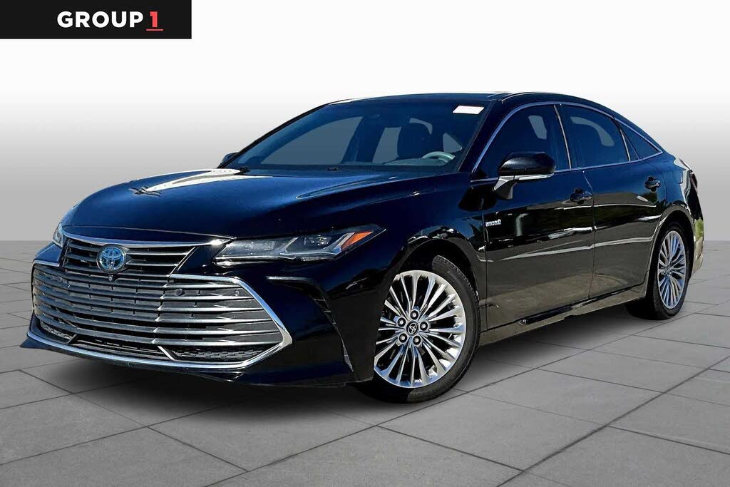 2019 Toyota Avalon Hybrid Limited FWD