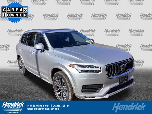 2022 Volvo XC90 T5 Momentum AWD