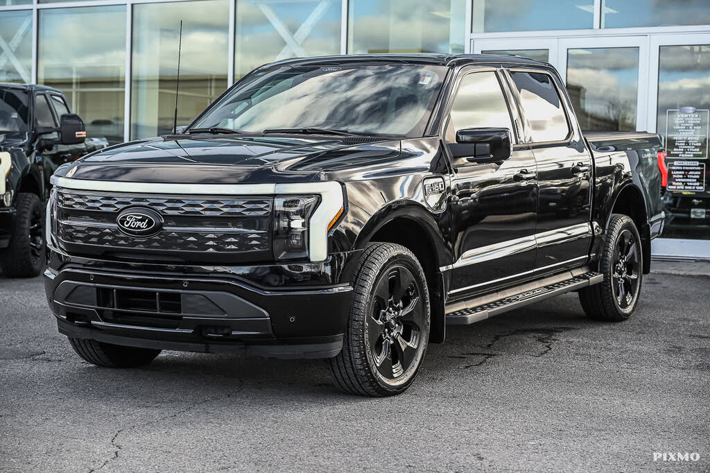 2025 Ford F-150 Lightning Platinum SuperCrew AWD