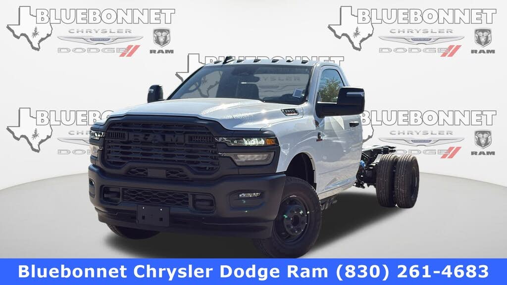 2026 RAM 3500 Chassis Tradesman Regular Cab LB DRW 4WD