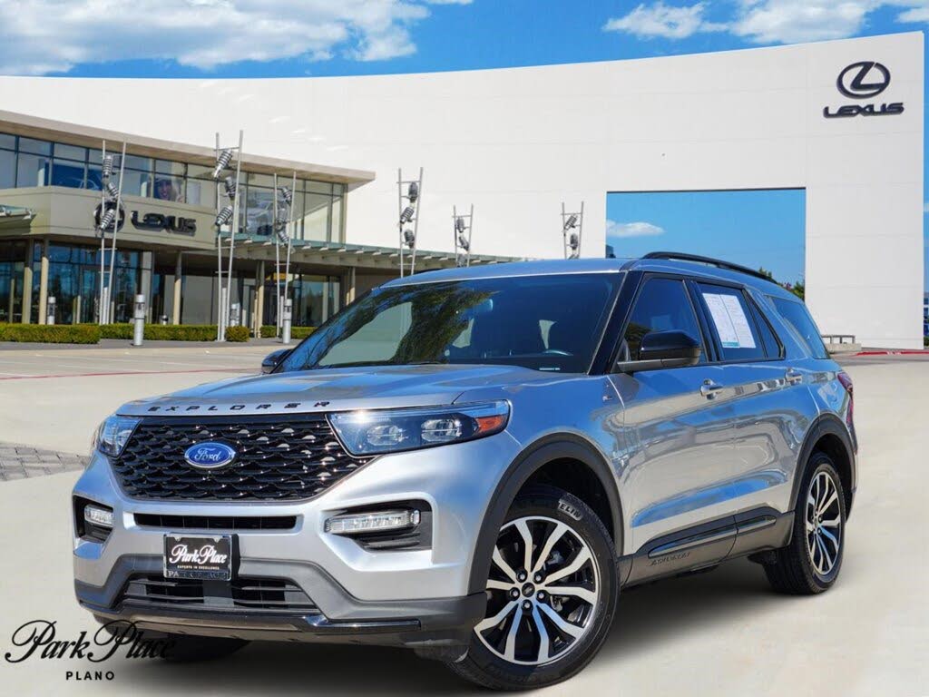2023 Ford Explorer ST-Line RWD