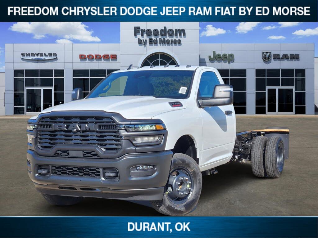 2026 RAM 3500 Chassis Tradesman Regular Cab LB DRW 4WD