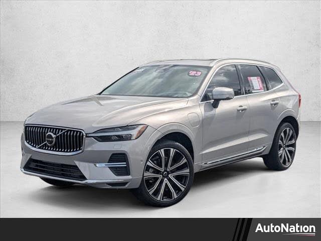 2023 Volvo XC60 Recharge T8 Ultimate Bright Theme eAWD