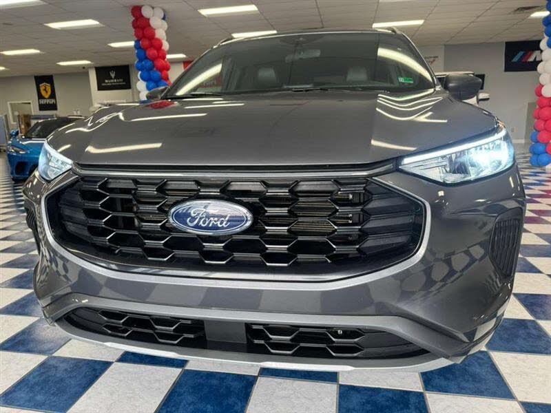2024 Ford Escape ST-Line FWD