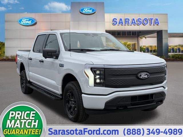 2025 Ford F-150 Lightning XLT SuperCrew AWD