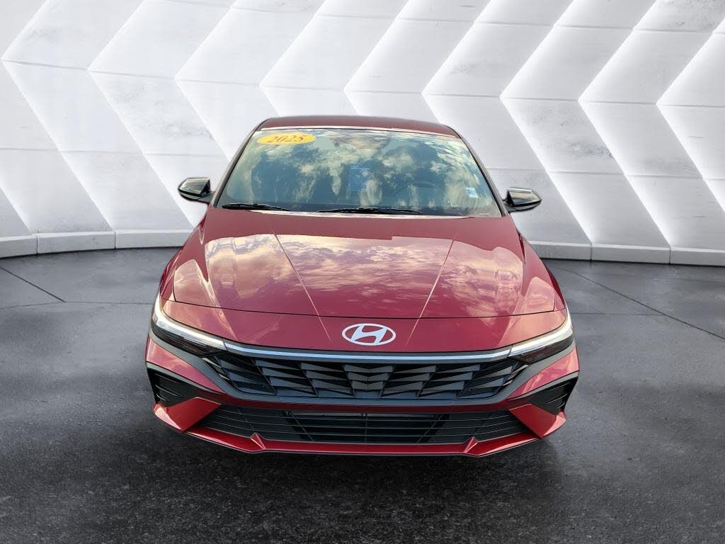2025 Hyundai Elantra SEL Sport FWD