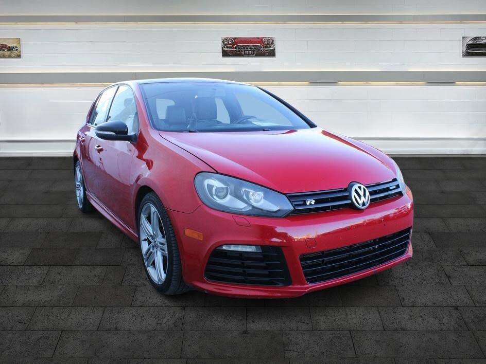 2013 Volkswagen Golf R 4-Door AWD with Sunroof and Navigation