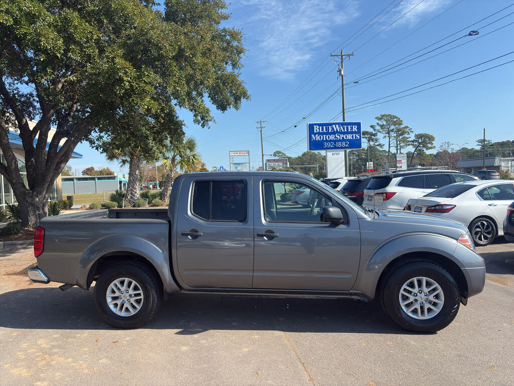 2018 Nissan Frontier SV V6 Crew Cab