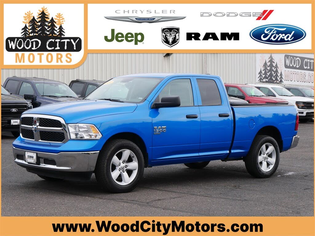 2024 RAM 1500 Classic SLT Quad Cab 4WD