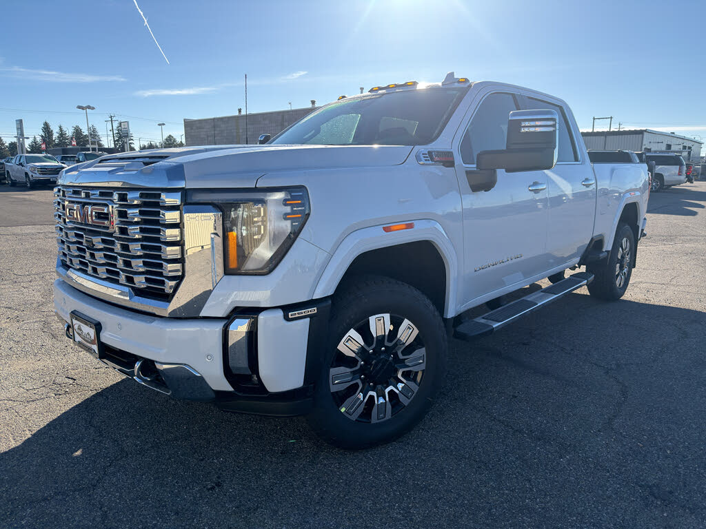 2026 GMC Sierra 2500HD Denali Crew Cab 4WD