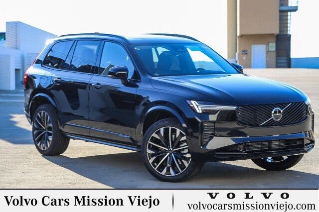 2026 Volvo XC90 B6 Ultra Dark 7-Passenger AWD