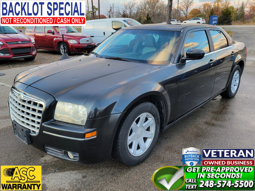 2005 Chrysler 300 Touring RWD