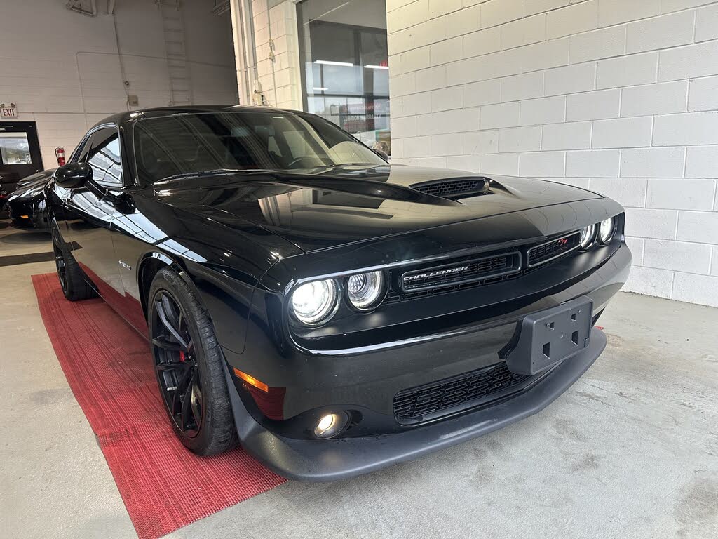 Dodge Challenger R/T RWD 2022