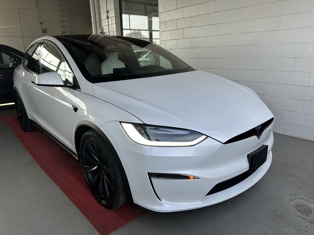 2022 Tesla Model X AWD