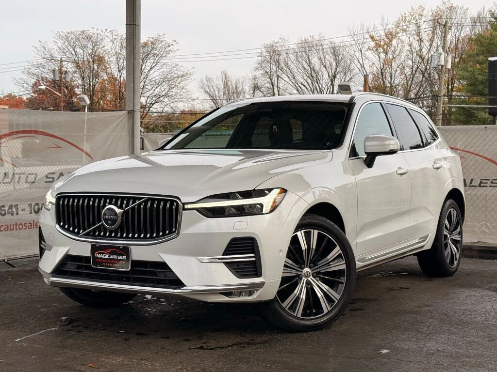 2022 Volvo XC60 B5 Inscription AWD
