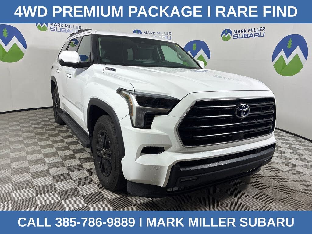 2023 Toyota Sequoia SR5 4WD