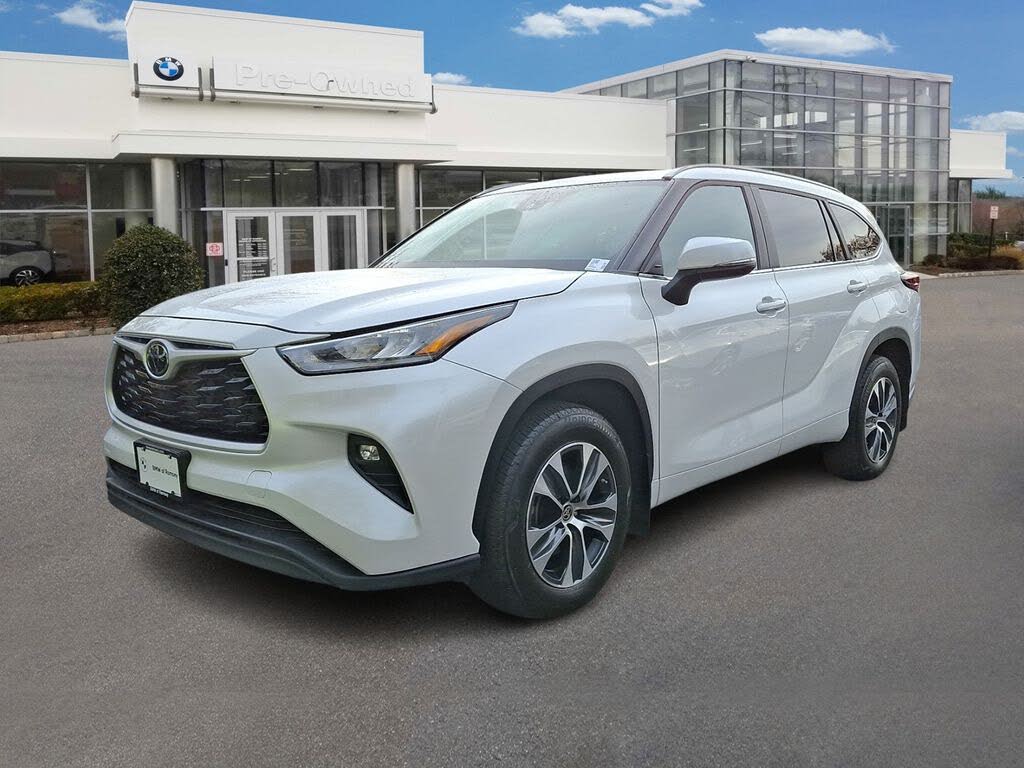 2024 Toyota Highlander XLE AWD