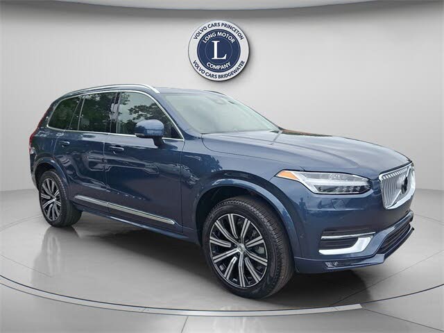 2025 Volvo XC90 B6 Plus Bright Theme 7-Passenger AWD