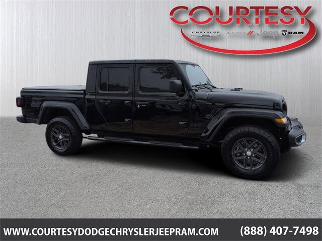 2022 Jeep Gladiator Sport Crew Cab 4WD
