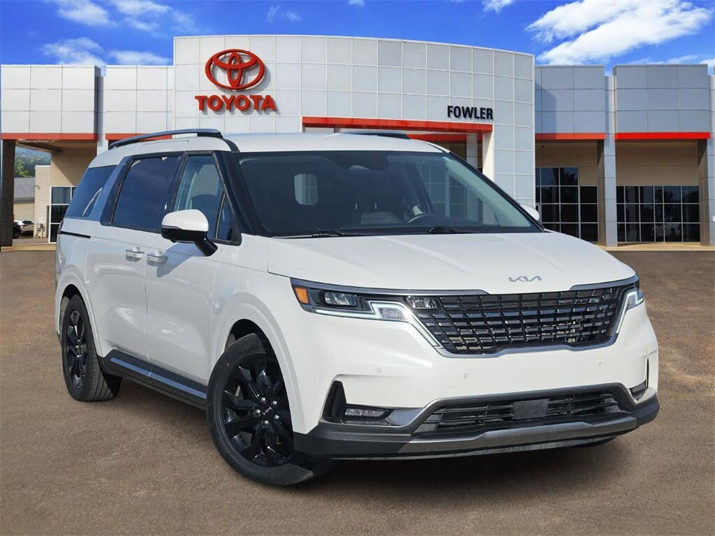 2024 Kia Carnival SX FWD