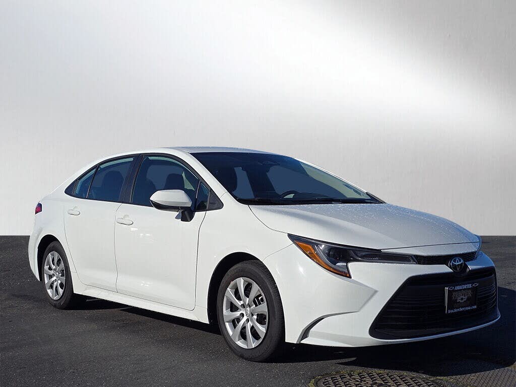 2024 Toyota Corolla LE FWD